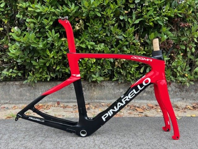 Pinarello Dogma F - telaio taglia 55 (55.7 cm)